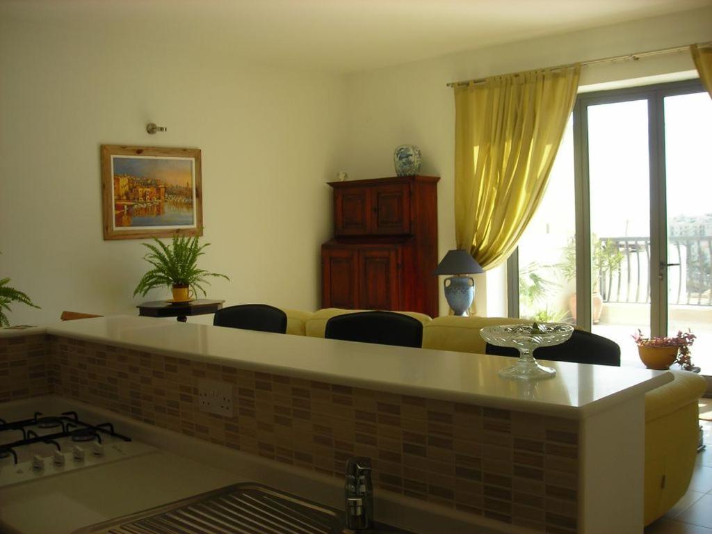 Apartment In Марсаскала Экстерьер фото